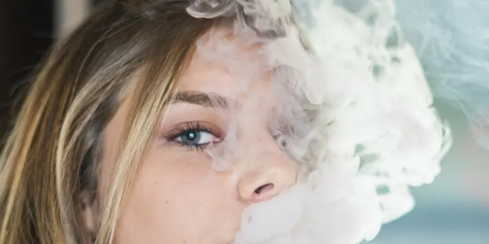 女性におすすめの加熱式タバコのイメージ画像