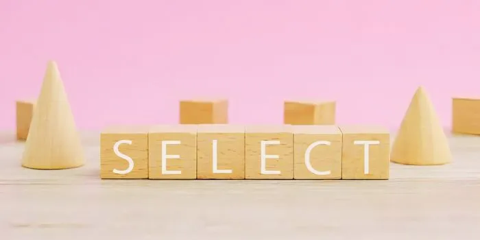 セレクトの文字が書かれたブロック