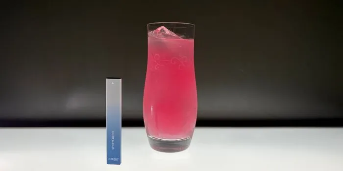 電子タバコのスポーツドリンク味とカクテルのレッドベアモーニ